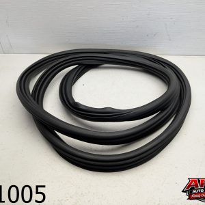 OEM 2023 Ford Mustang Mach-E REAR LIFTGATE TRUNK BODY WEATHERSTRIP SEAL
