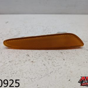 OEM 2006 Mercedes E-350 3.5L FRONT RIGHT BUMPER MARKER LIGHT