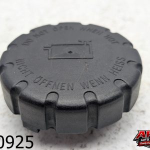 OEM 2006 Mercedes E-350 3.5L ENGINE RADIATOR COOLANT TANK CAP COVER