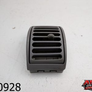 OEM 1999 GMC Sierra 5.7L  Dash Air Vent