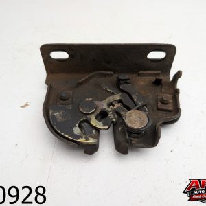 OEM 1999 GMC Sierra 5.7L HOOD LATCH