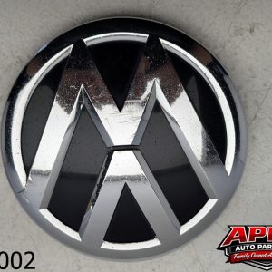 OEM 2013 Volkswagen CC 2.0L FRONT Radiator Grille Grill Emblem
