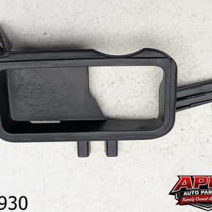 OEM 2013 Lincoln MKX 3.7L FRONT LEFT INNER BRACKET DOOR HANDLE TRIM