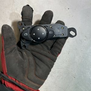 03-06 MERCEDES W211 E500 FRONT LEFT DRIVER SIDE POWER MIRROR CONTROL SWITCH OEM