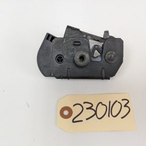 03-14 VOLVO XC90 REAR LEFT DRIVER SIDE LOWER TRUNK LIFTGATE LOCK LATCH OEM