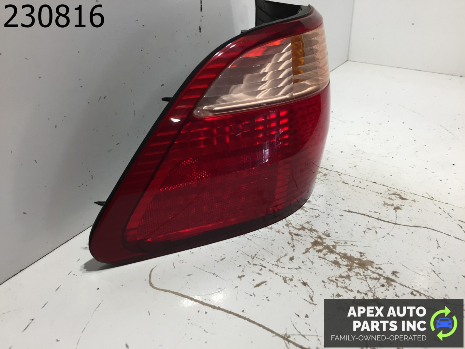 1998-2000 Honda Accord Tail Light Lamp Left Driver Side OEM P/N 043-2215R - Image 3