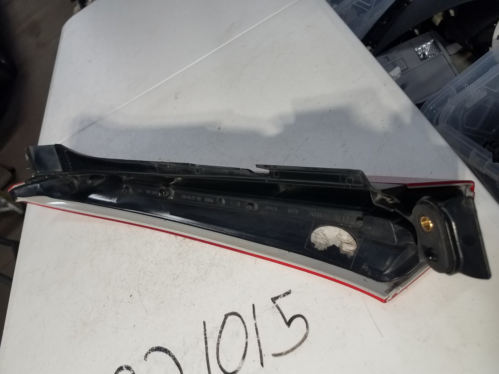 2003-2006 VOLVO XC90 REAR UPPER RIGHT PASSENGER SIDE TAIL LIGHT 30678221 OEM - Image 7