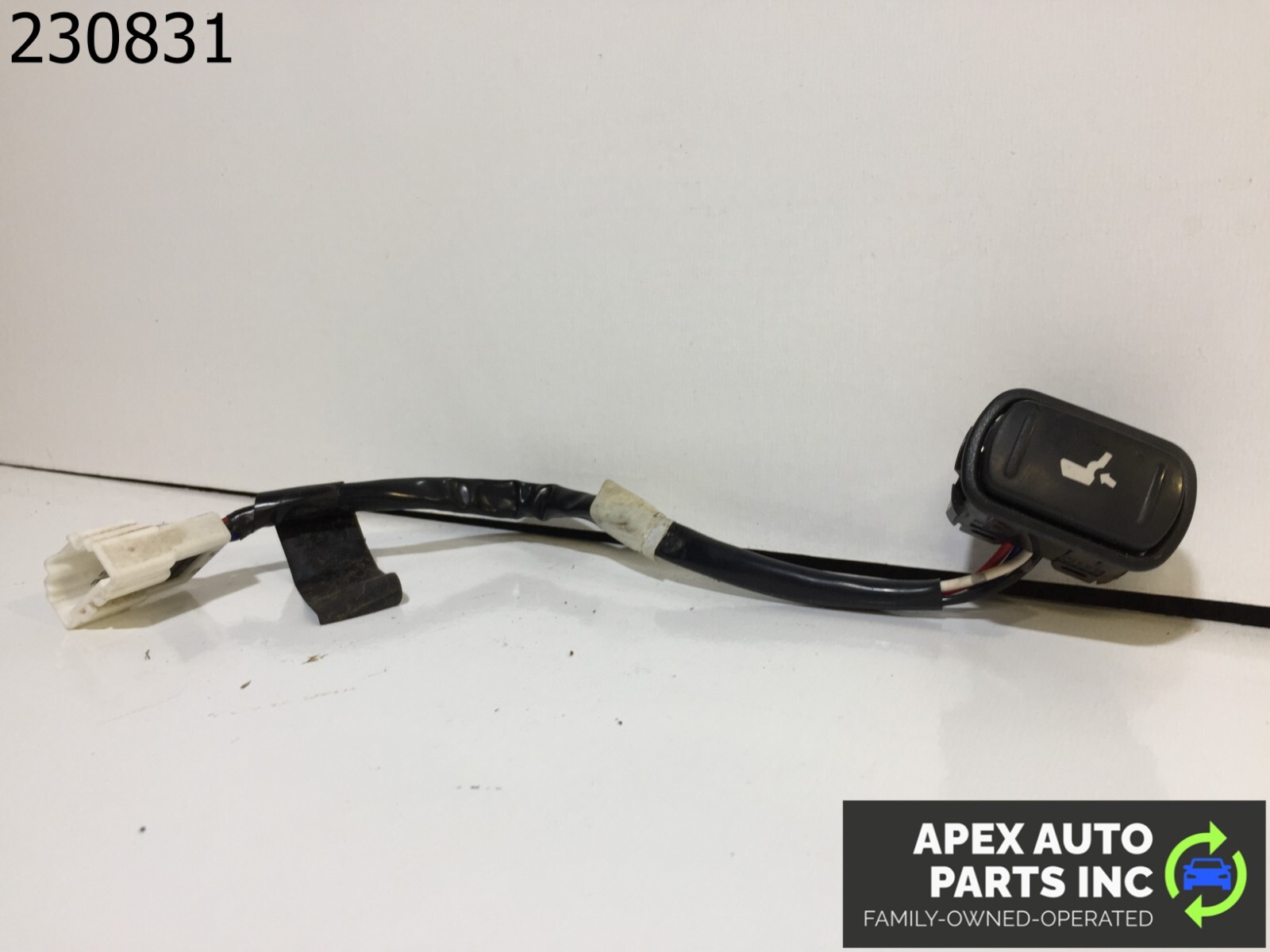 2005-2008 INFINITI FX35 FRONT LEFT DRIVER SIDE POWER SEAT LUMBAR SWITCH OEM - Image 4