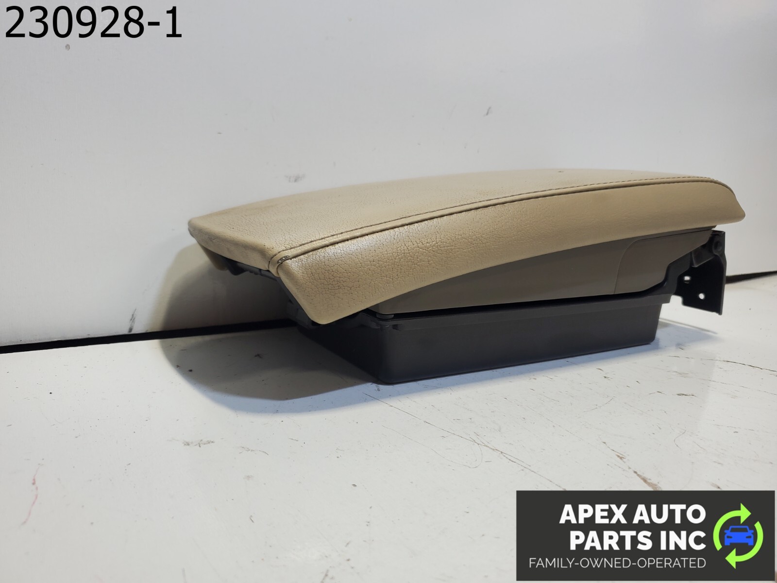 2008 Nissan Altima Compete Center Console Lid/Armrest Tan Leather OEM - Image 3