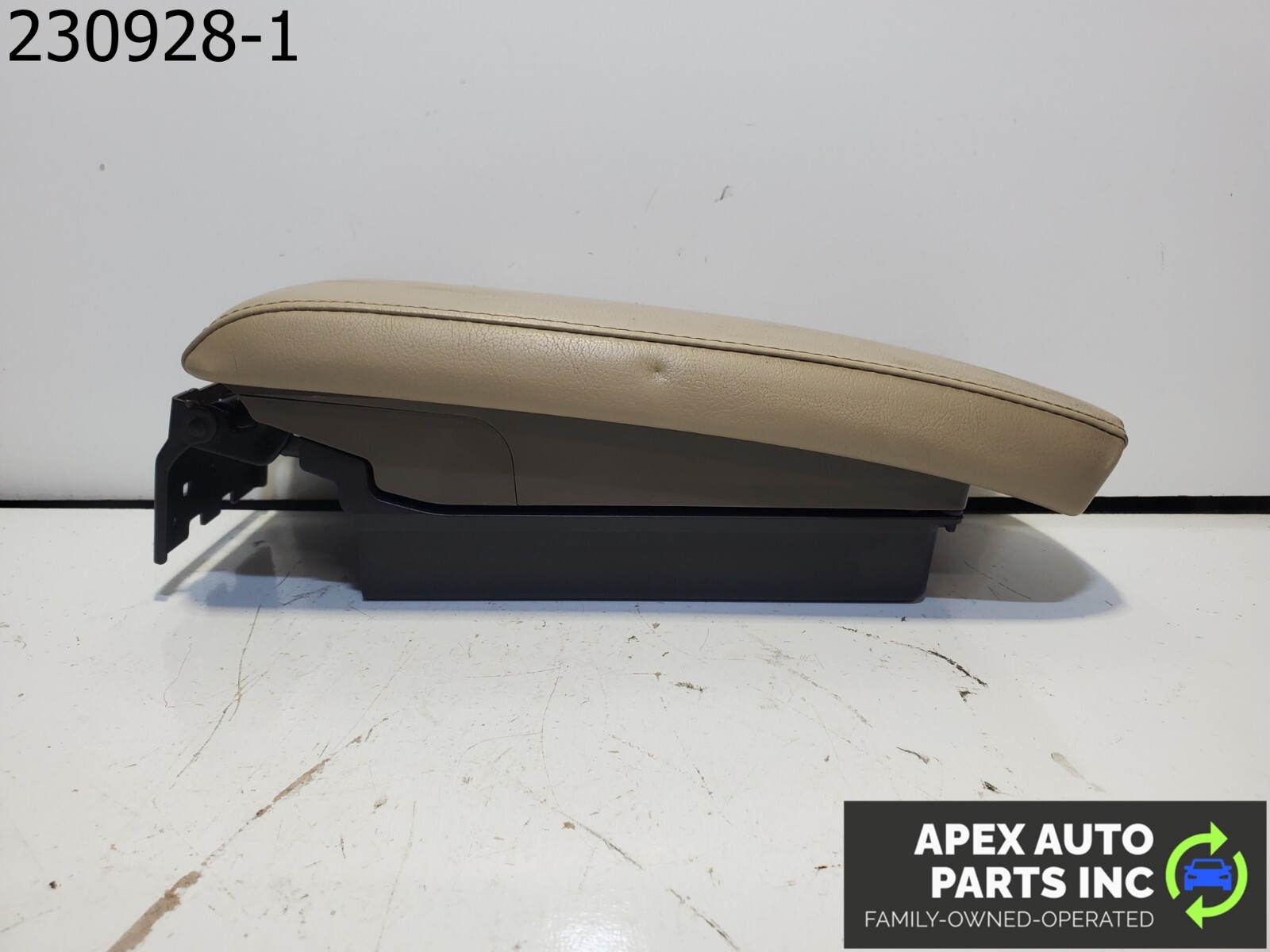 2008 Nissan Altima Compete Center Console Lid/Armrest Tan Leather OEM - Image 6