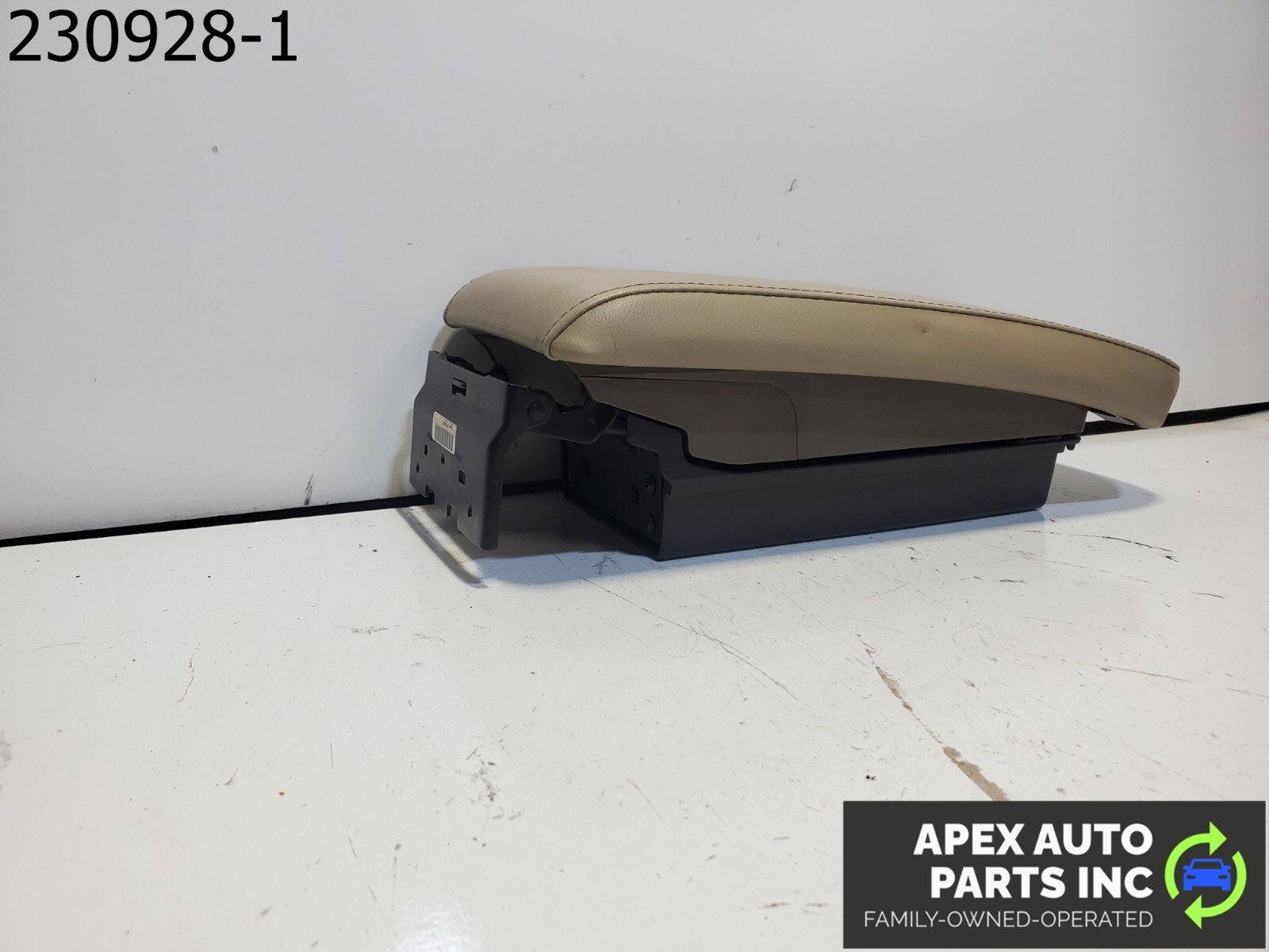 2008 Nissan Altima Compete Center Console Lid/Armrest Tan Leather OEM - Image 7