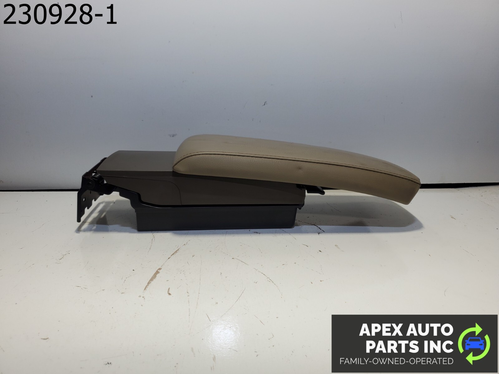 2008 Nissan Altima Compete Center Console Lid/Armrest Tan Leather OEM - Image 8