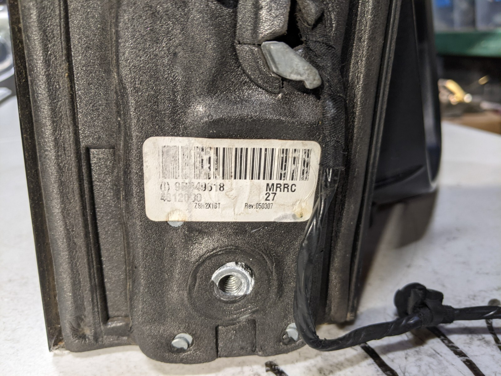 2009 2010 2011 2012 VOLKSWAGEN ROUTAN RH RIGHT PASSENGER SIDE Door Mirror OEM - Image 5