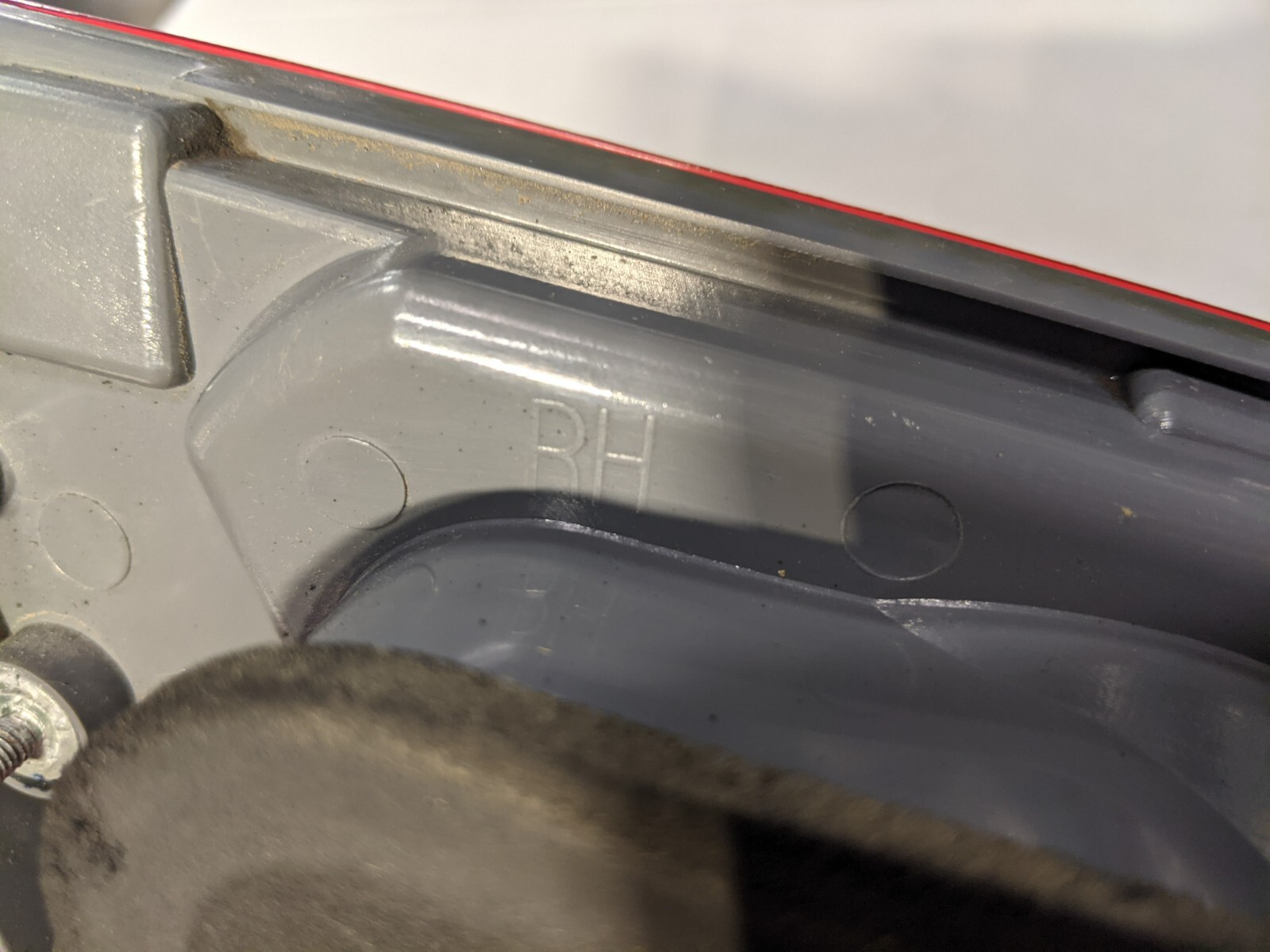 2011-2016 Chevy Cruze Right Side INNER Tail Light Lamp OEM - Image 6