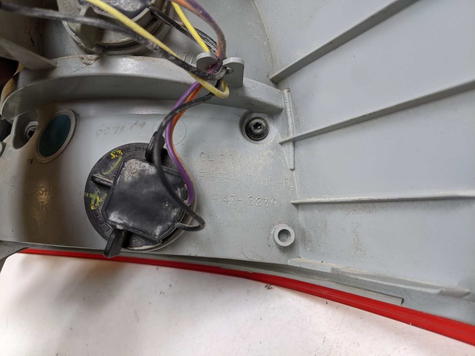 2015 16 17 18 Ford Focus Sedan Driver Left Tail Light Assembly Factory OEM - Image 7