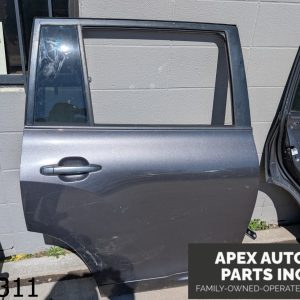 *NO SHIPPING* OEM 2008 Toyota Highlander 3.5L REAR DOOR RIGHT