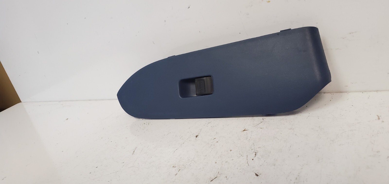OEM 03-11 HONDA ELEMENT FRONT PASSENGER RIGHT POWER WINDOW SWITCH - BLUE - Image 3