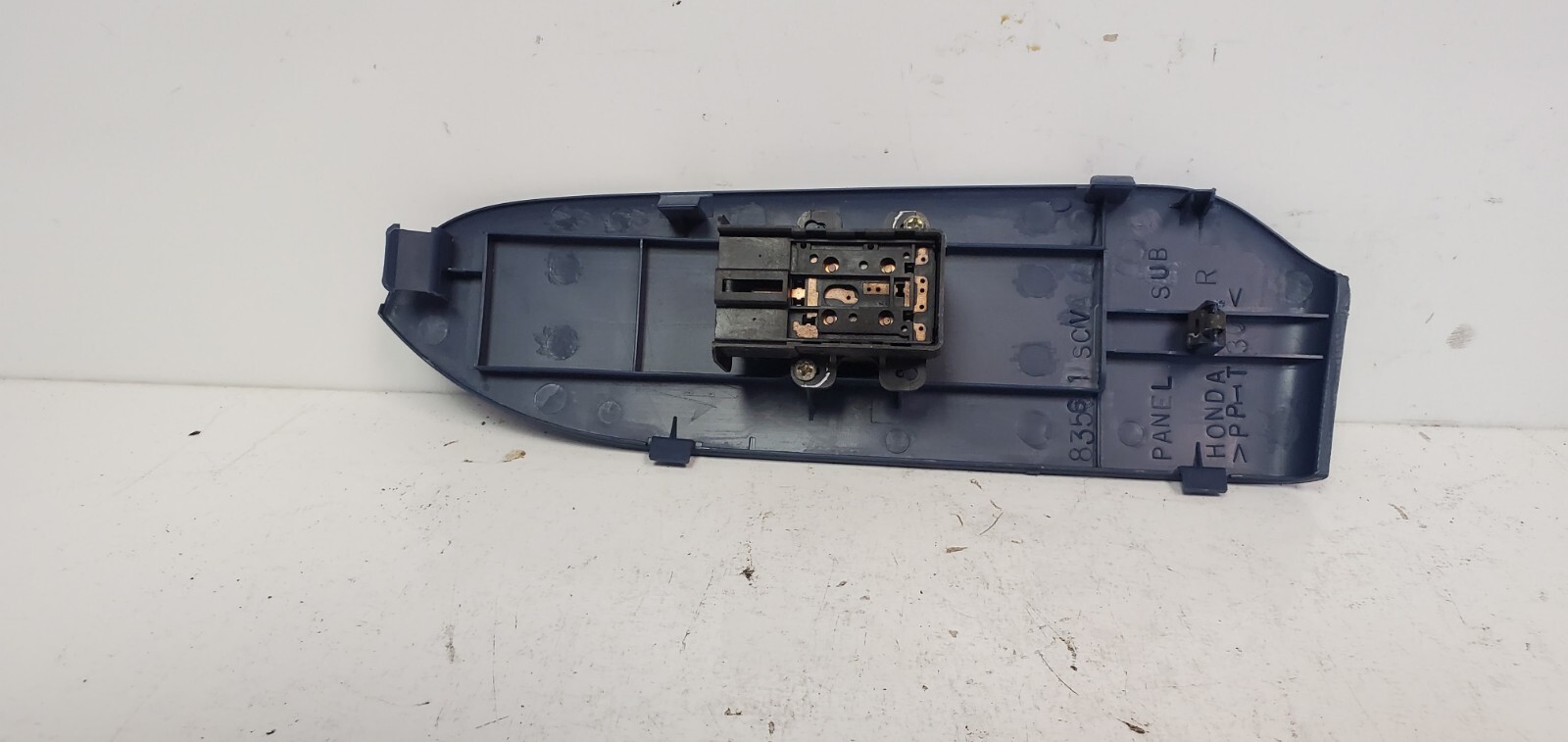 OEM 03-11 HONDA ELEMENT FRONT PASSENGER RIGHT POWER WINDOW SWITCH - BLUE - Image 5