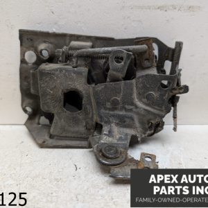 OEM 1979 Chevrolet El Camino 3.9L Passenger door latch