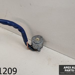 OEM 1988 Nissan Pulsar NX 1.8L Ignition Switch