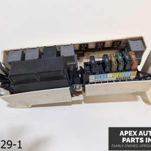 OEM 1991-1996 Buick Avenue 3.8L Fuse Relay Box