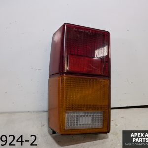OEM 1996 Jeep Cherokee 4.0L REAR LEFT DRIVER SIDE TAIL LIGHT 166-01167A