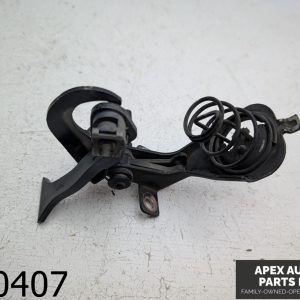 OEM 1996 Mercedes S420 4.2L Hood Center Lock Latch Opener Handle