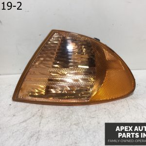 OEM 1999 BMW 323i E46 Driver Side Signal Light