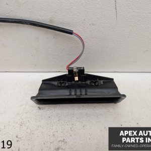 OEM 2002-2003 BMW 530i 3.0L REAR TRUNK LID LOCK RELEASE BUTTON