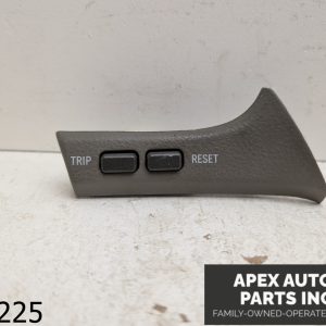 OEM 2002 Lexus LS430 4.3L FRONT TRIP RESET BUTTON CONTROL SWITCH