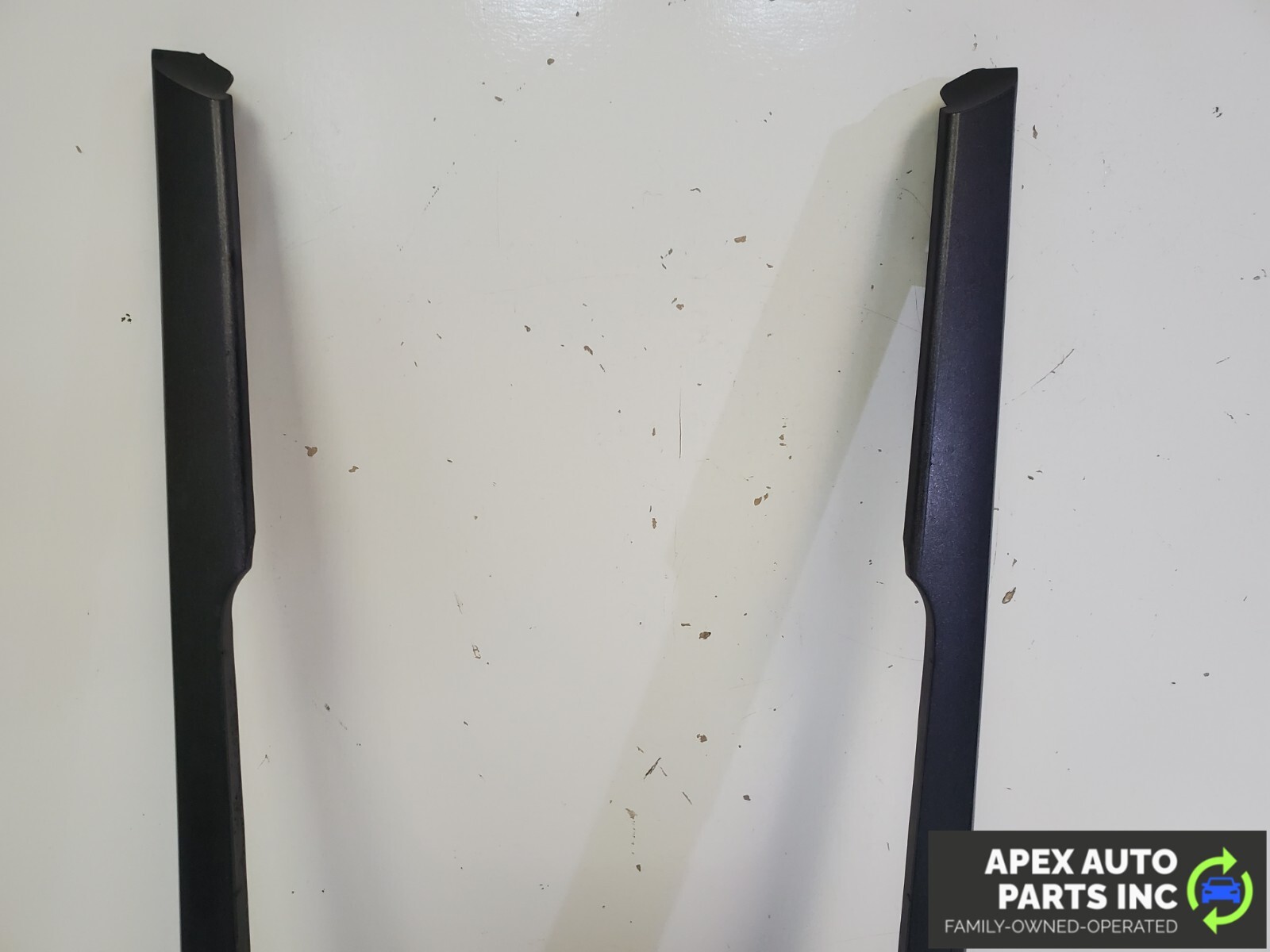 OEM 2003-2006 Kia Sorento Front Center Console Cup Holder Insert Bezel Trim - Image 6