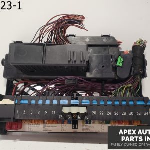 OEM 2003 BMW 325i M54 Cabin Fuse Relay Box Panel Assembly Unit