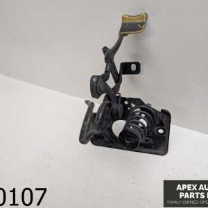 OEM 2004 Jaguar XJR 4.2L Hood Bonnet Latch Lock Release