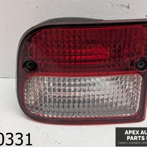 OEM 2004 Land Rover Freelander 2.5L PASSENGER SIDE LOWER  REAR TAIL LIGHT