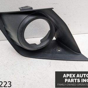 OEM 2004 Toyota 4Runner 4.7L FOG LIGHT TRIM BEZEL COVER