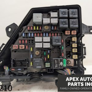 OEM 2006 Cadillac CTS 3.6L FUSE BOX