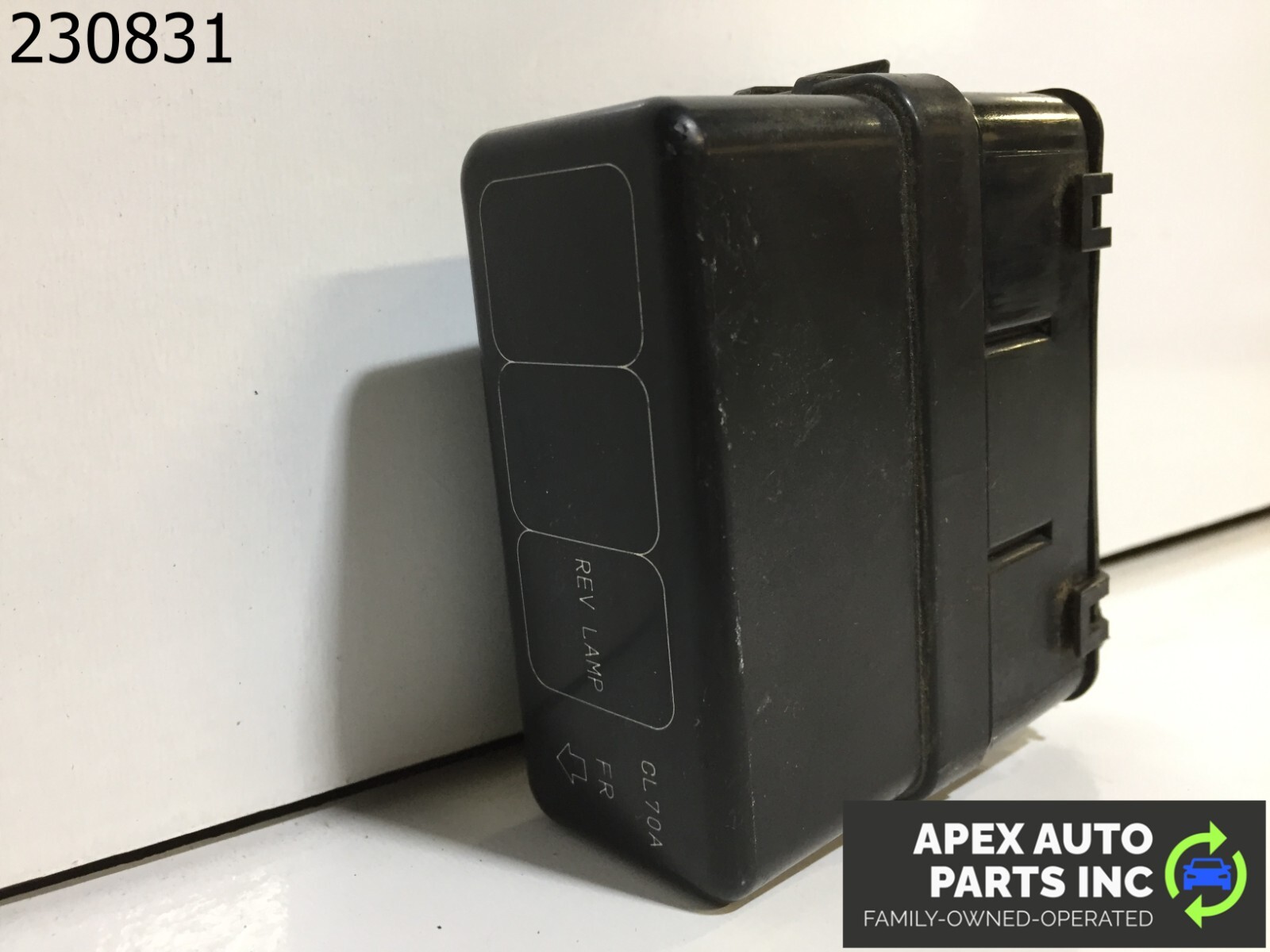 OEM 2006 Infiniti Fx35 Fusebox Fuse Box Relay Module 24382AD100 - Image 3