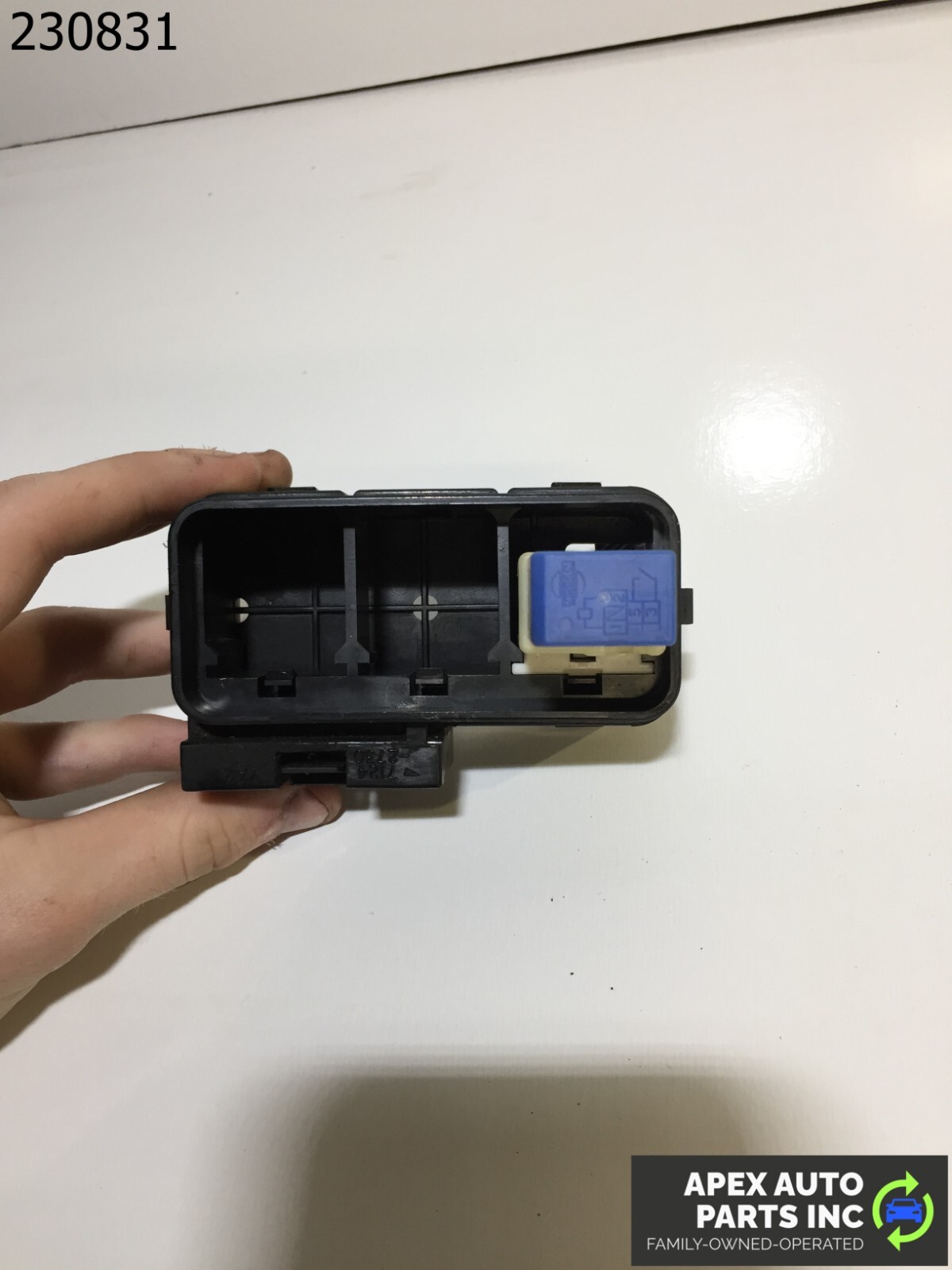 OEM 2006 Infiniti Fx35 Fusebox Fuse Box Relay Module 24382AD100 - Image 9