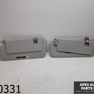 OEM 2006 Mercedes ML350 3.5L right left interior sun visor sunvisor mirror