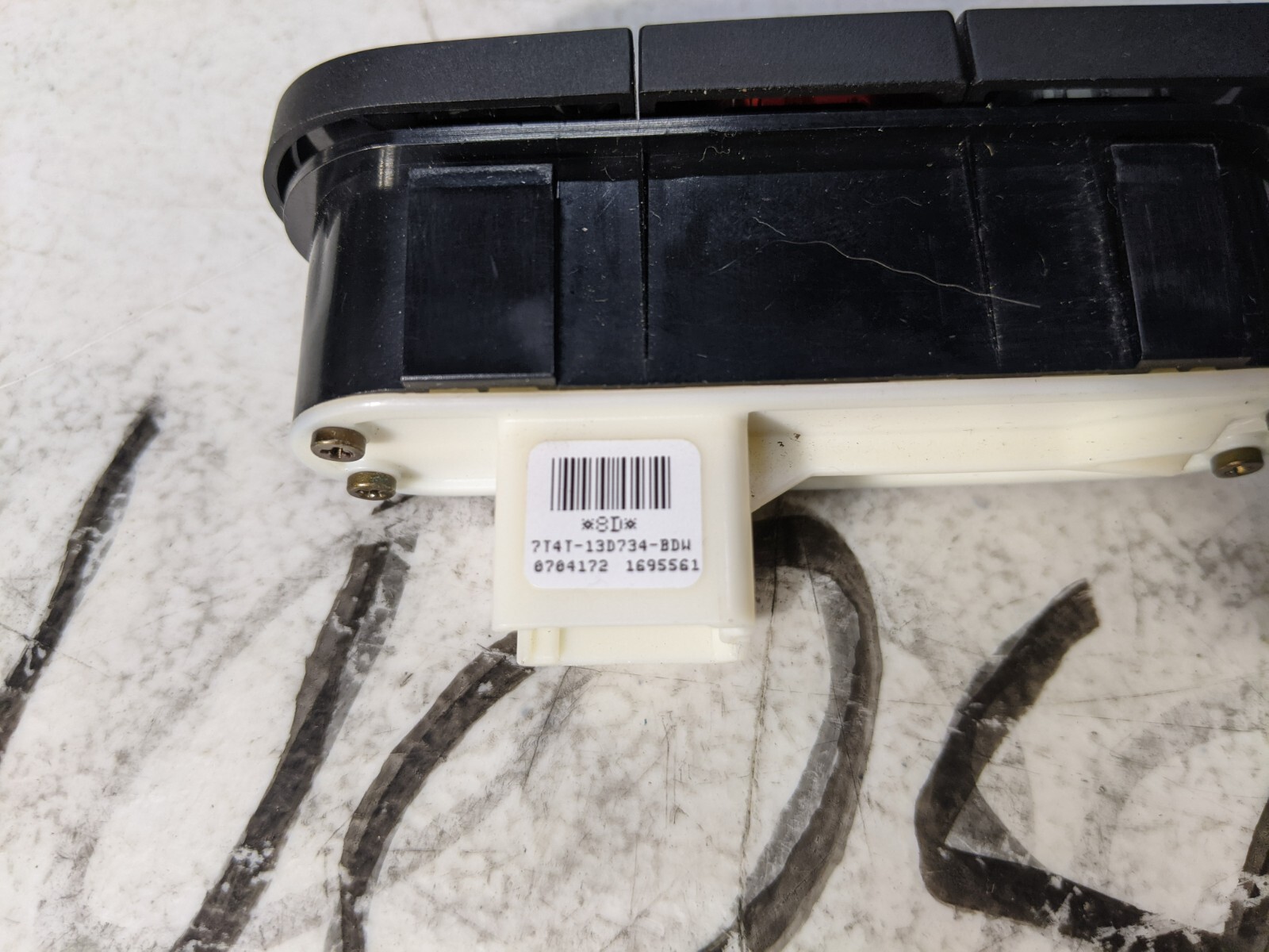 OEM 2007 2008 2009 FORD EDGE TRACTION CONTROL HAZARD LIGHT SWITCH 7T4T-13D734-B - Image 5