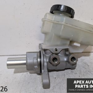 OEM 2007-2009 Infiniti G35 4.5L Brake Master Cylinder W/ Reservoir