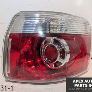 OEM 2007-2012 GMC Acadia 3.6L REAR PASSENGER TAIL LAMP QUARTER