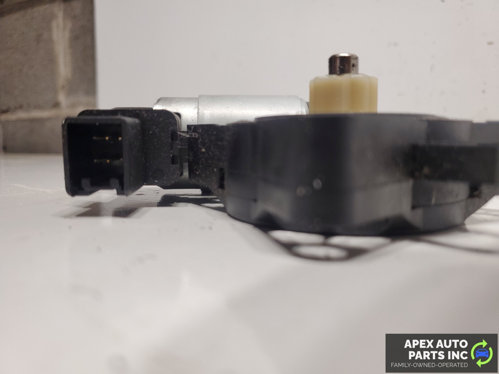 OEM 2007-2014 MAZDA CX-7 CX-9 Right Front Passenger Power Window Motor - Image 8