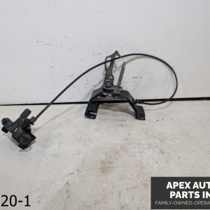 OEM 2007 BMW X5 4.8L Upper Hood Release Latch Handle w/Cable 51437148521