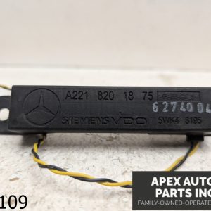 OEM 2007 Mercedes S550 5.5L Keyless Entry Antenna Sensor