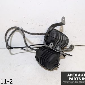 OEM 2008-2010 BMW 535XI 3.0L TURBO VACUUM TANK RESERVOIR BRACKET PAIR