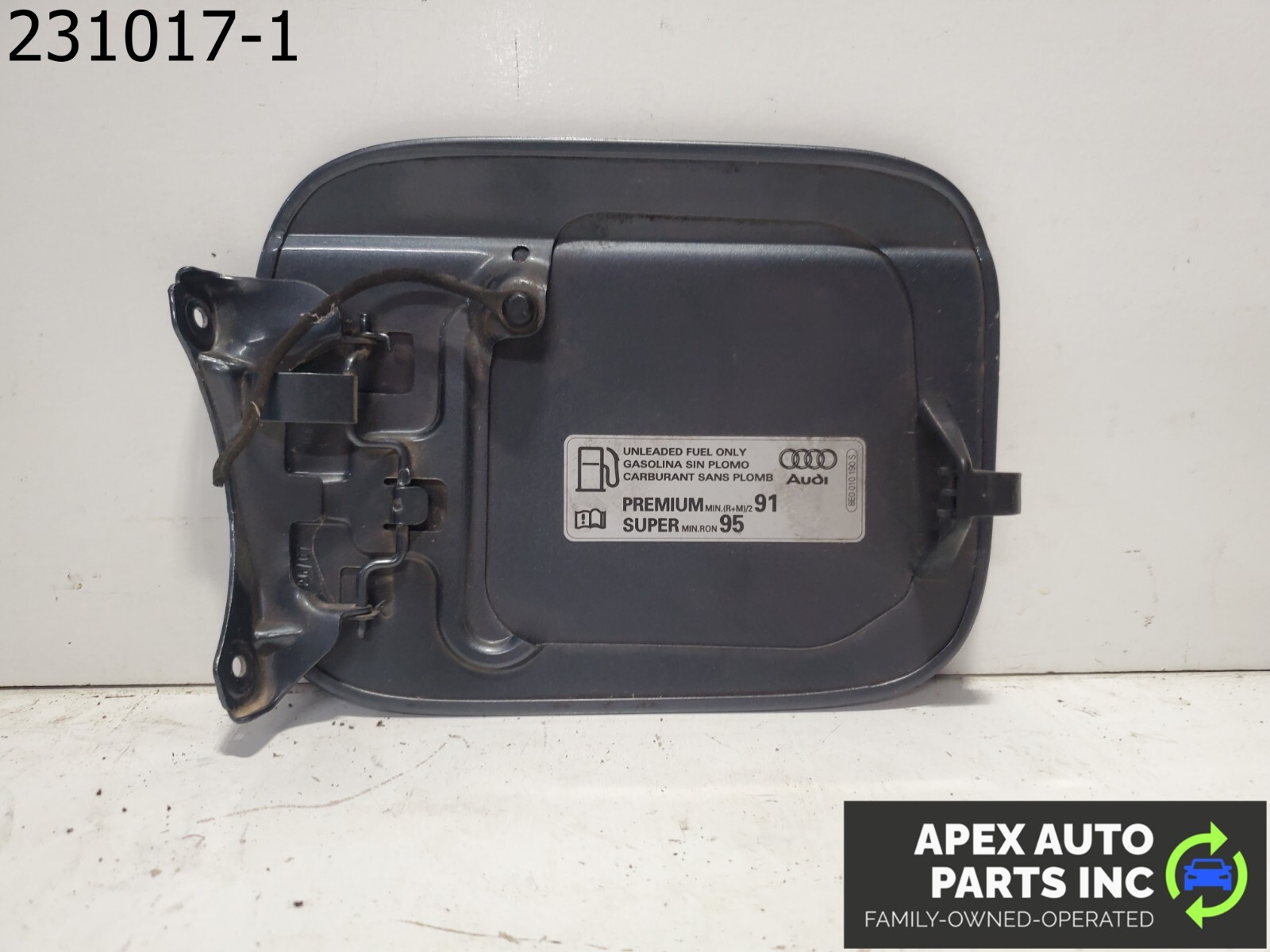OEM 2008 Audi A4 FUEL GAS FILLER DOOR - Image 4