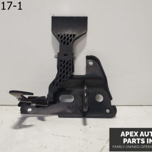 OEM 2008 Audi A4 Upper HOOD Latch Release Lever 4E0823485B