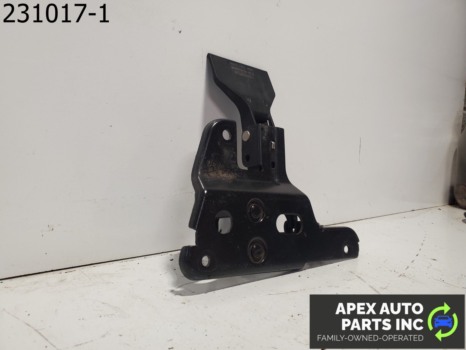 OEM 2008 Audi A4 Upper HOOD Latch Release Lever 4E0823485B - Image 5