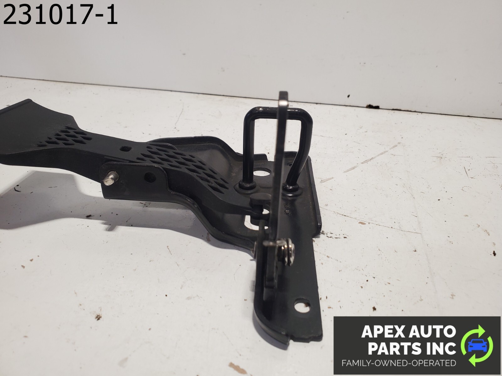 OEM 2008 Audi A4 Upper HOOD Latch Release Lever 4E0823485B - Image 8